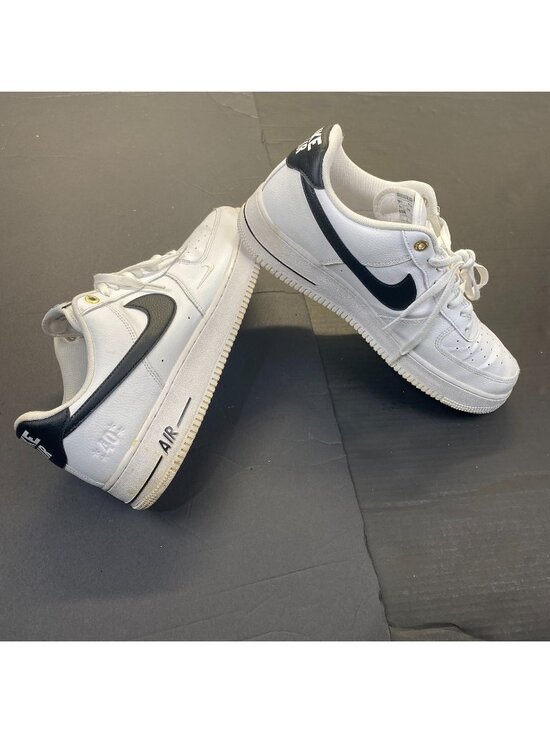 Size 13 - Nike Air Force 1 \'07 LV8 40th Anniversary White Black DQ7658-100 Men\'s main image 4